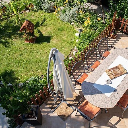 Apartman Mira I Denis Supetarska Draga Exterior foto