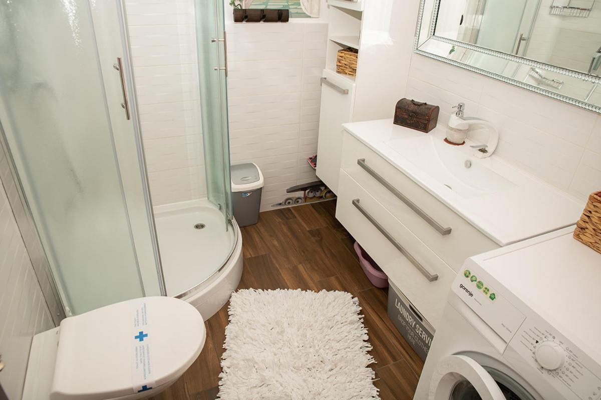 Apartman Mira I Denis Supetarska Draga Exterior foto